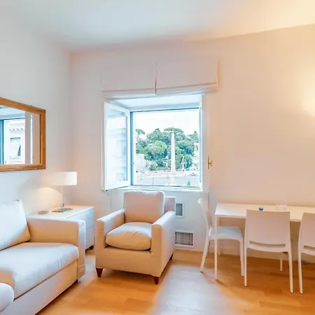 With Magnificent View Apartment *